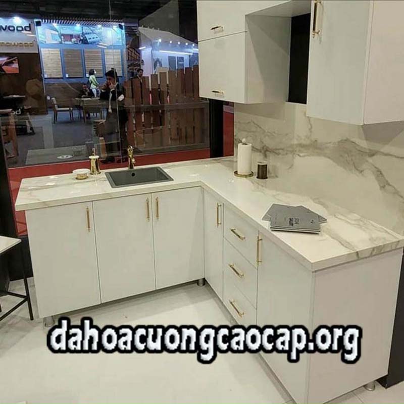 Đá hoa cương bếp