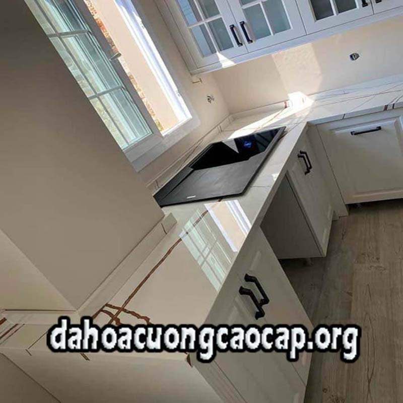 Đá hoa cương bếp